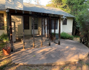 4419 Silverstone Dr - Photo Thumbnail 15