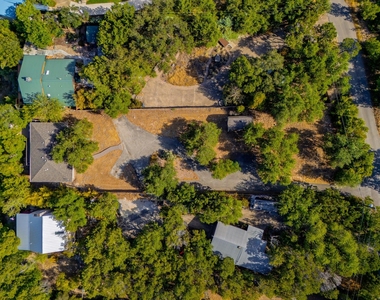 18302 W Rim Dr - Photo Thumbnail 34