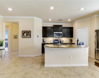 10504 Crescendo Ln - Photo Thumbnail 2