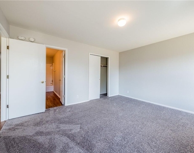 15102 Nuttall Dr - Photo Thumbnail 18