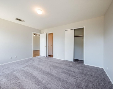 15102 Nuttall Dr - Photo Thumbnail 19