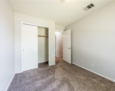 15102 Nuttall Dr - Photo Thumbnail 29