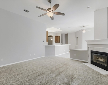 1408 Colby Ln - Photo Thumbnail 17