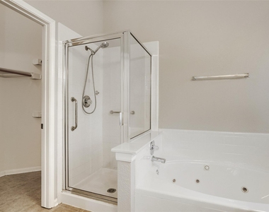 1408 Colby Ln - Photo Thumbnail 23