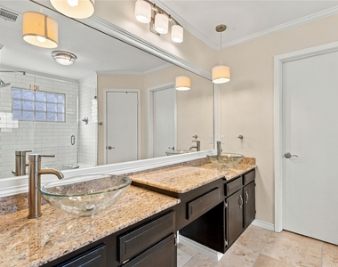 7700 Banpass Ln - Photo Thumbnail 10