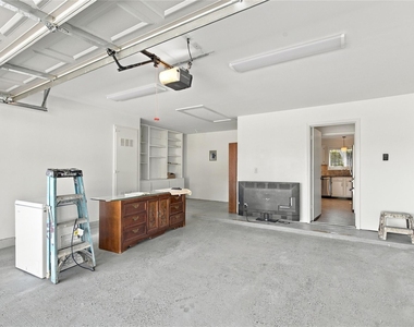 7700 Banpass Ln - Photo Thumbnail 21