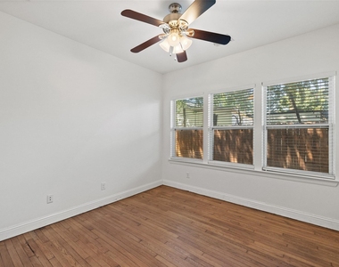 3203 E 18th St - Photo Thumbnail 21