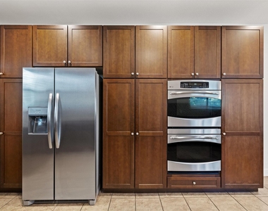 3203 E 18th St - Photo Thumbnail 11