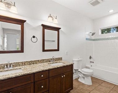3203 E 18th St - Photo Thumbnail 22