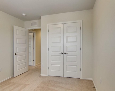 13910 Osmarea Dr - Photo Thumbnail 20