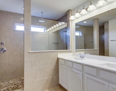 13910 Osmarea Dr - Photo Thumbnail 18