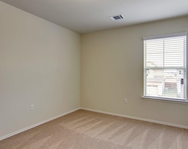 13910 Osmarea Dr - Photo Thumbnail 21