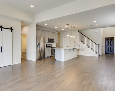 13910 Osmarea Dr - Photo Thumbnail 7