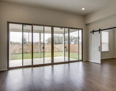 13910 Osmarea Dr - Photo Thumbnail 4