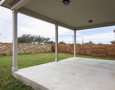13910 Osmarea Dr - Photo Thumbnail 24