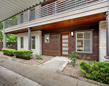 1504 Collier St - Photo Thumbnail 1