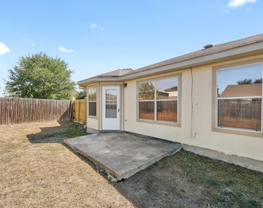 302 Phillips St - Photo Thumbnail 21