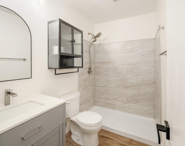 302 Phillips St - Photo Thumbnail 19