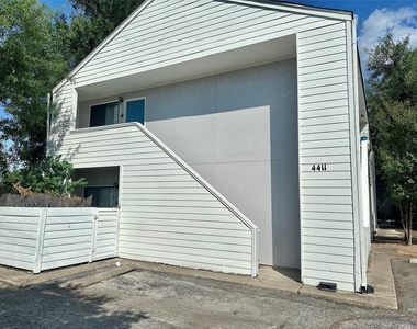 4411 Guadalupe St - Photo Thumbnail 14
