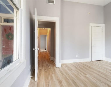 3210 Hampton Rd - Photo Thumbnail 13