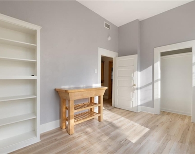 3210 Hampton Rd - Photo Thumbnail 9