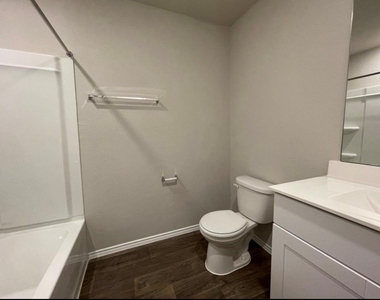 5805 Xene Dr - Photo Thumbnail 12