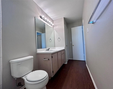 9701 Nightjar Dr - Photo Thumbnail 15