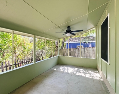 5201 Hedgewood Dr - Photo Thumbnail 17