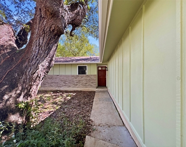 5201 Hedgewood Dr - Photo Thumbnail 1