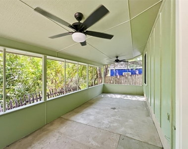 5201 Hedgewood Dr - Photo Thumbnail 16