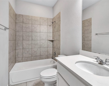 216 Syrah Ct - Photo Thumbnail 13