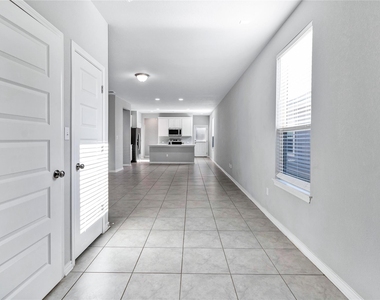 216 Syrah Ct - Photo Thumbnail 1