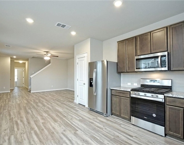 17201 Leafroller Dr - Photo Thumbnail 11