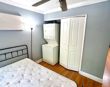 2043 Dunsford Terrace - Photo Thumbnail 10