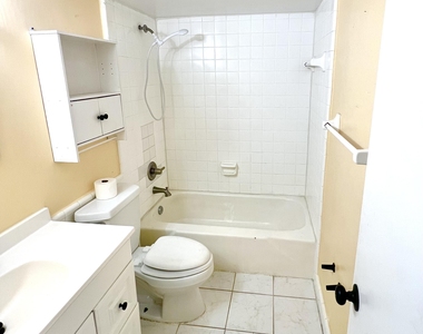 2043 Dunsford Terrace - Photo Thumbnail 12