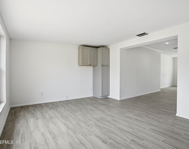 6713 Provost Road N - Photo Thumbnail 13