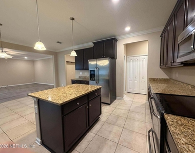 16082 Willow Bluff Court - Photo Thumbnail 6