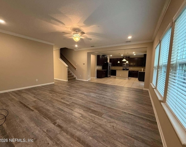 16082 Willow Bluff Court - Photo Thumbnail 2