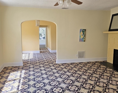 2024 Redwing Street - Photo Thumbnail 4