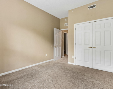 785 Oakleaf Plantation Parkway - Photo Thumbnail 20