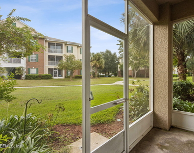 785 Oakleaf Plantation Parkway - Photo Thumbnail 22