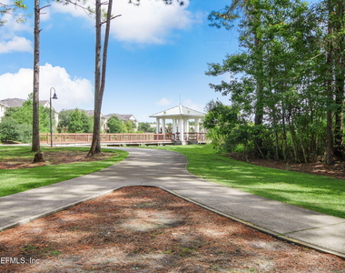 785 Oakleaf Plantation Parkway - Photo Thumbnail 26