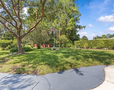 9109 Mountaintop Court - Photo Thumbnail 22