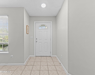 9109 Mountaintop Court - Photo Thumbnail 5