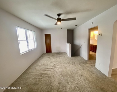 1562 Dancy Street - Photo Thumbnail 3