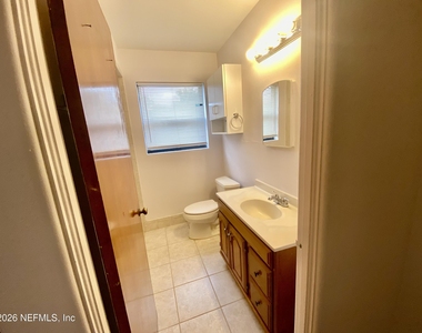 1562 Dancy Street - Photo Thumbnail 9