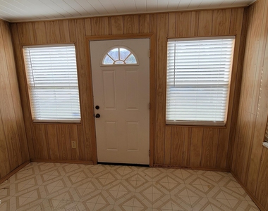 4505 Clinton Avenue - Photo Thumbnail 15