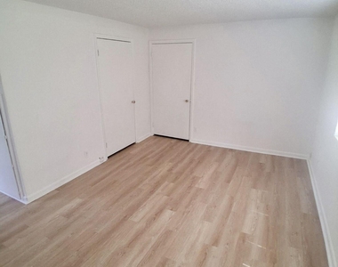 7913 Hare Avenue - Photo Thumbnail 3