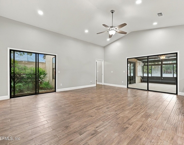 11317 Conch Court - Photo Thumbnail 11