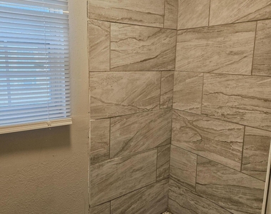 1176 E 13th Street - Photo Thumbnail 5